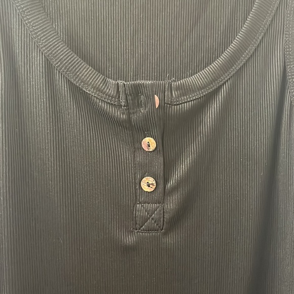 Amazon Black Slim Fit Henley Tank - Picture 3 of 3